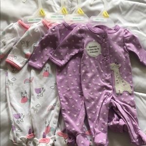 👯‍♀️Twin 👯‍♀️ BNWT sleeper sets